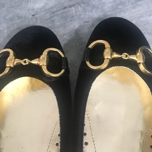 Stokton velvet flats